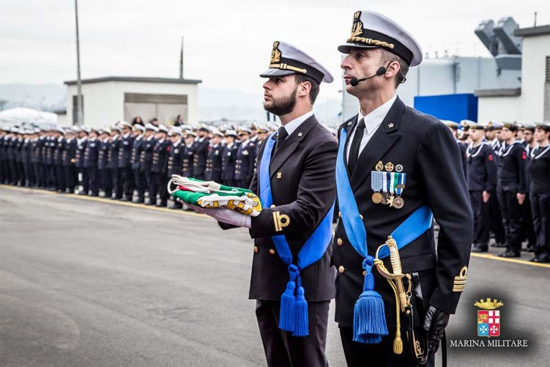 ultimo ammaina bandiera fregata Maestrale bandiera consegnata capo stato maggiore marina