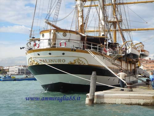 poppa nave scuola Palinuro a Venezia