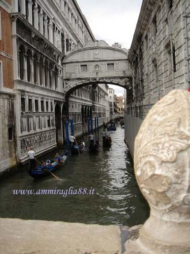 ponte sospiri gondola Venezia