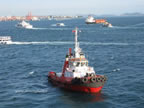 rimorchiatore e porto di Istanbul traffico navale