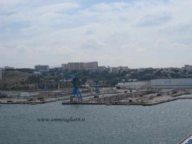 bacini di carenaggio nel porto di Marsiglia