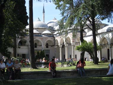 palazzo dei sultani Top Kapi a Istanbul sul Corno d'Oro