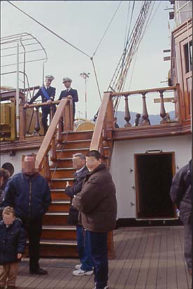 personale a bordo nave scuola Amerigo Vespucci